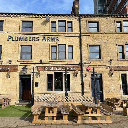 Plumbers Arms Hotel Huddersfield Bagian luar foto