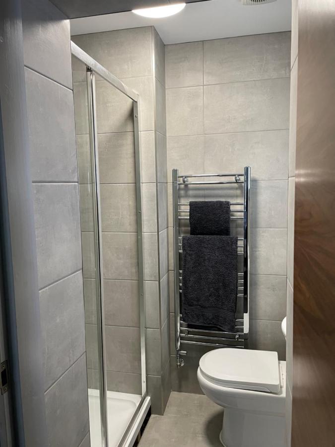 Plumbers Arms Hotel Huddersfield Bagian luar foto
