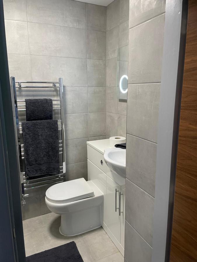 Plumbers Arms Hotel Huddersfield Bagian luar foto